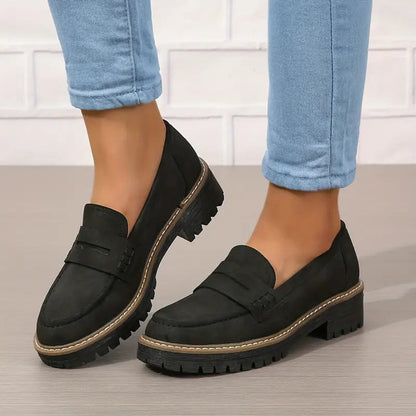 Bequeme klobige Slipper für Frauen mit Plattform